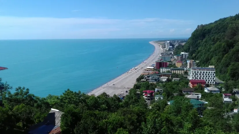 Россияне отказались от 80% гостиничных броней на побережье Грузии