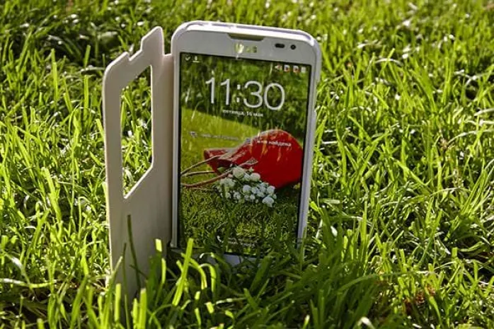 LG Electronics представила в Казахстане смартфон L90 DualЭксклюзив