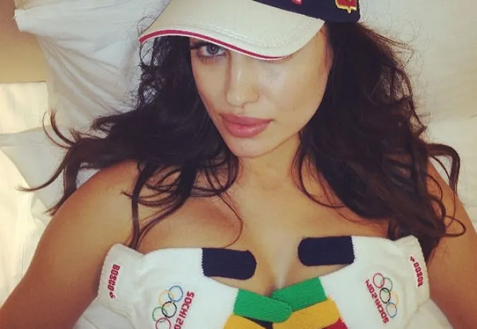 Ирина Шейк разделась на Олимпиаде в Сочи