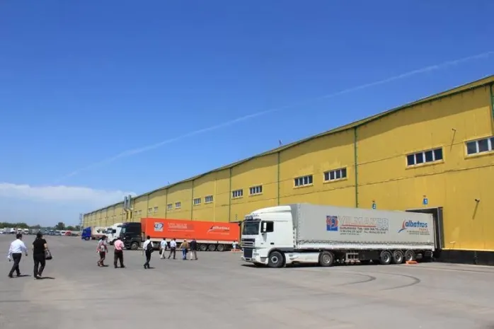 В стабфонде ЮКО выявили крупную недостачу продовольствия