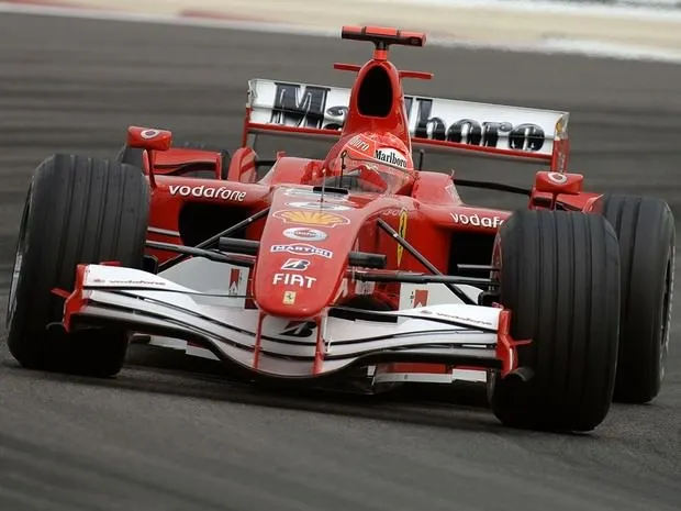 Экс-чемпион «F1» потребовал дисквалифицировать угрожавшие команды