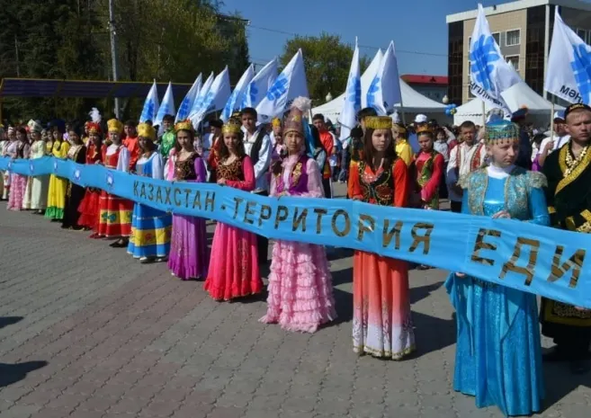 Флешмоб дружбы состоялся в Петропавловске