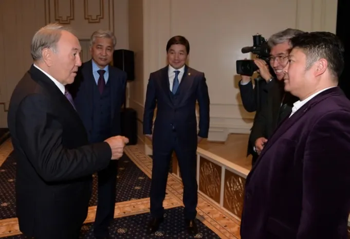 Назарбаев посмотрел «Қазақ Елі»