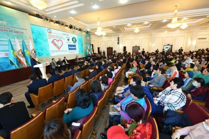 Почти 200 дворов благоустроят в Алмалинском районе Алматы