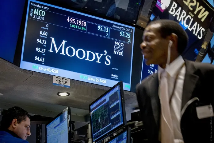 Moody's отозвало рейтинги компаний и банков России