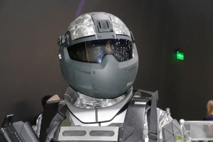 Серийное производство боевых активных экзоскелетов начнется в России