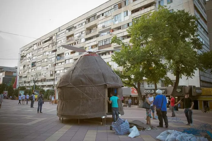 Иностранные художники «оккупировали» центр АлматыЭксклюзив