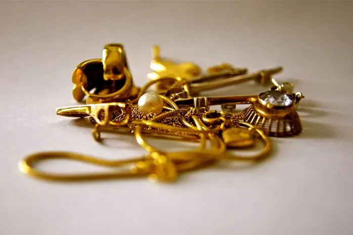 В растрате 4 миллионов тенге подозревают сотрудницу ломбарда в Экибастузе