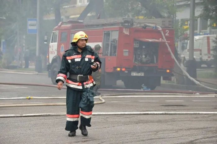 Подробности пожара рядом с Rixos в АлматыЭксклюзив