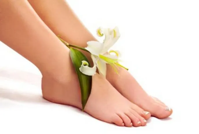 Современные средства для решения осенних проблем кожи ног