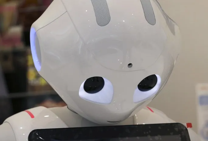 Украденный китайский робот помог задержать своего похитителя