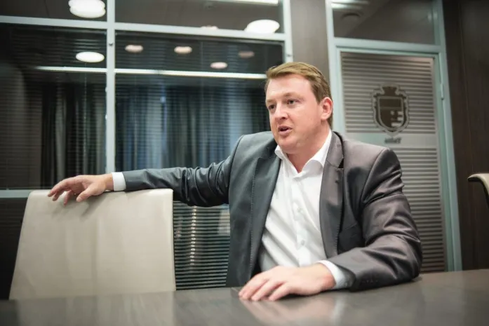 Эксперт заявил о «явке с повинной» Владимира Зеленского