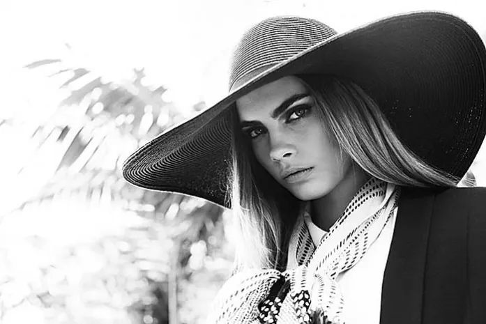 Модели Каре Делевинь запретили делать новые татуировки