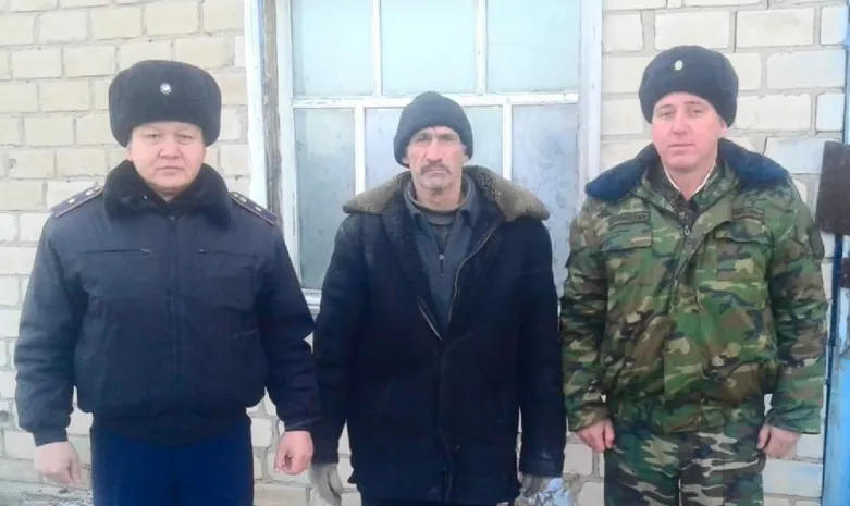 Участковый и пожарный спасли сельчанина в СКО