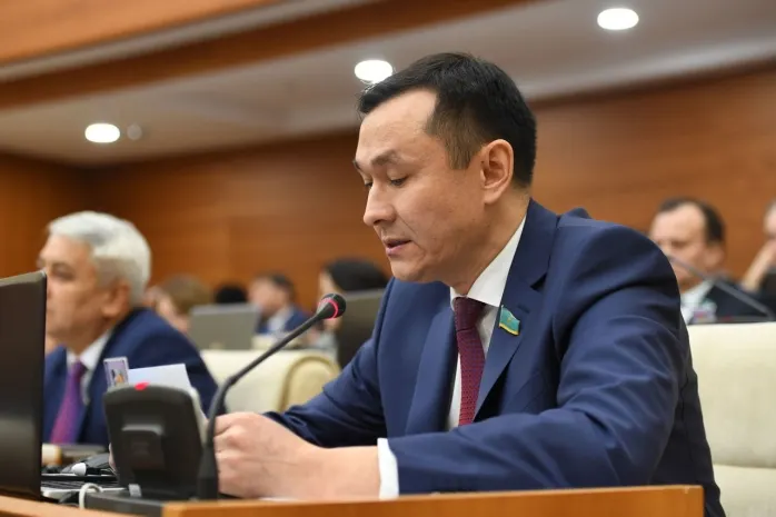 Выпускать специальные купоны для помощи населению предложили коммунисты