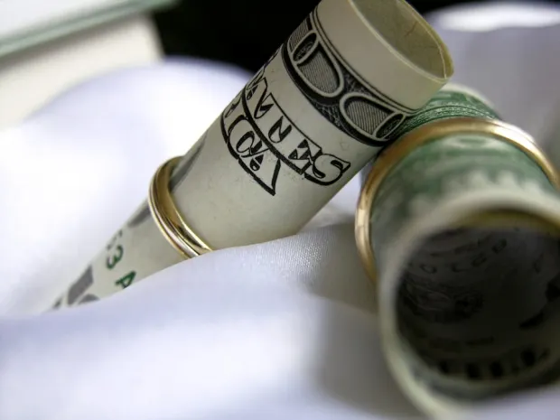 Налог для «богатых» вводят на Украине