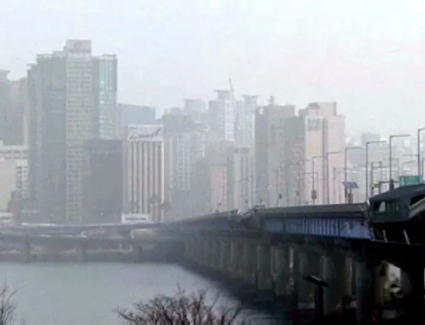 Южную Корею окутала желтая пыль