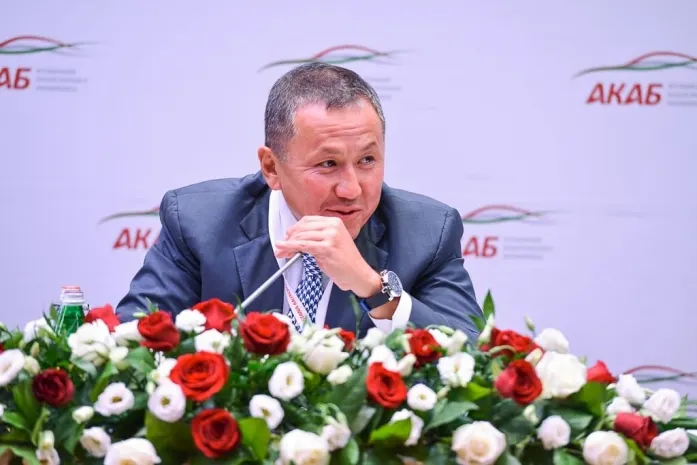 Смагулов против девальвации тенге в Казахстане