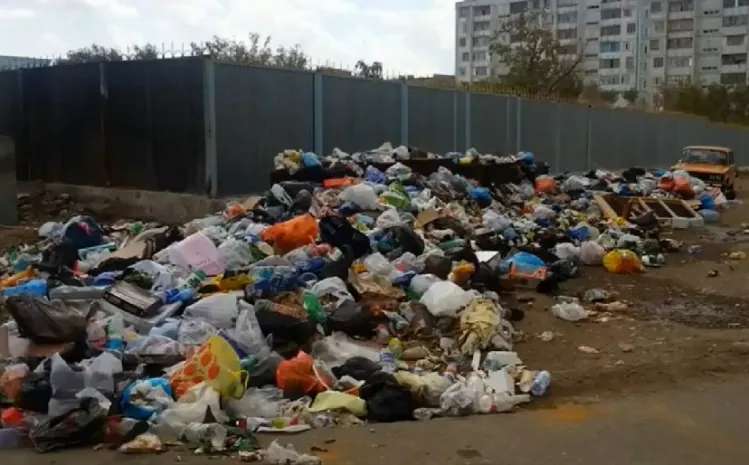 Уже две недели Жезказган утопает в собственном мусореЭксклюзив