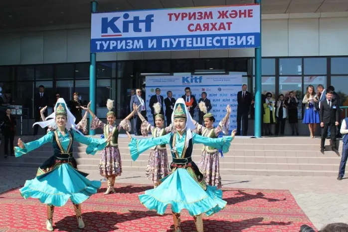 Выездной туризм в Казахстане уступает позиции внутреннему