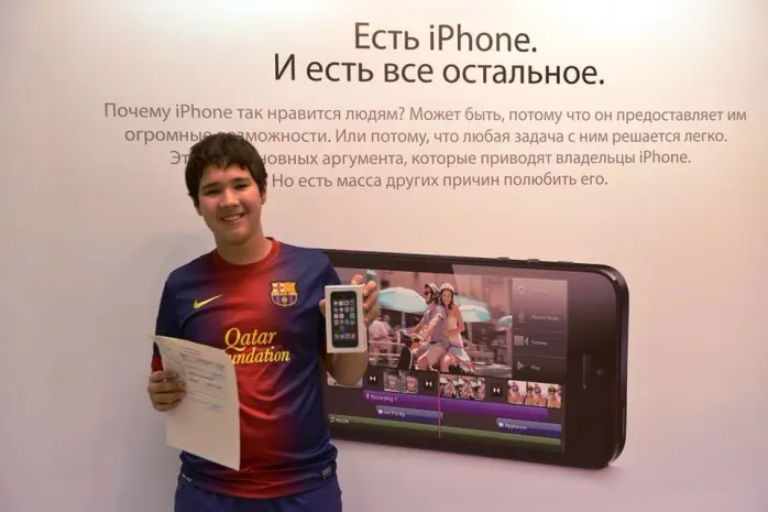 Казахстанцы покупают iPhone 5S за 600 тысяч тенгеЭксклюзив
