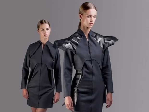 Платье будущего поможет зарядить «айфон»