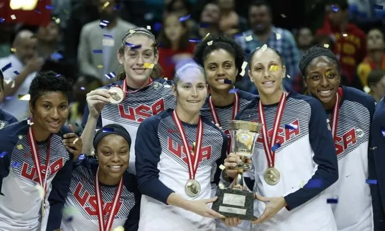 Женская сборная США выиграла чемпионат мира по баскетболу