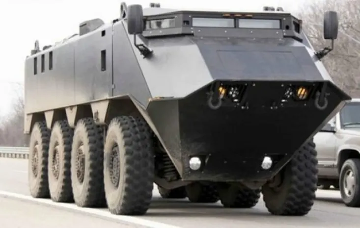 Уникальный БТР от Cadillac может использоваться для разгона толпы