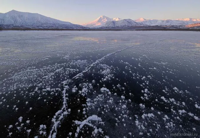 Впервые за 10 лет замерзло одно из крупнейших озер Камчатки