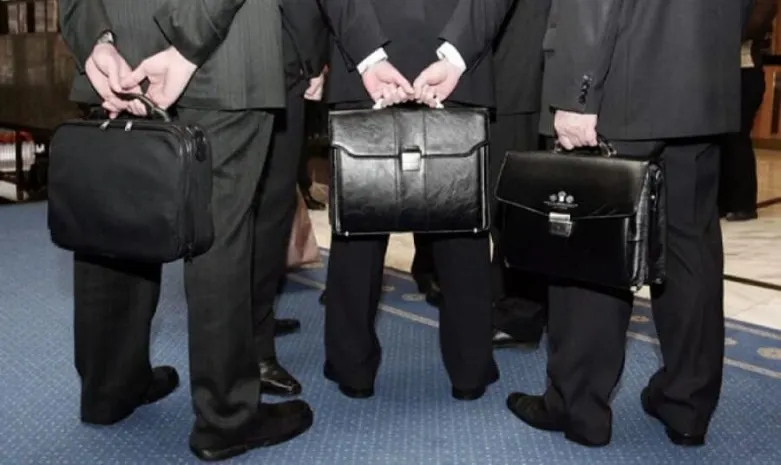 Ряды чиновников Казахстана могут резко обновитьсяЭксклюзив