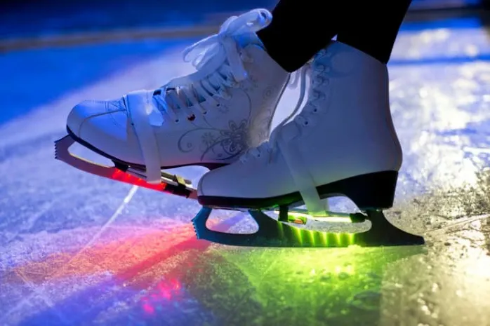 На «Медеу» бесплатно обучат кататься на коньках