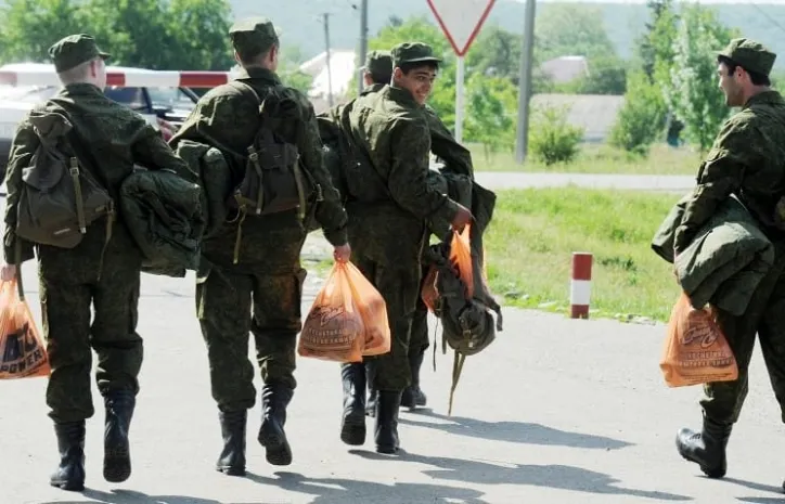 Призывников, уклоняющихся от службы в армии, могут лишить свободы