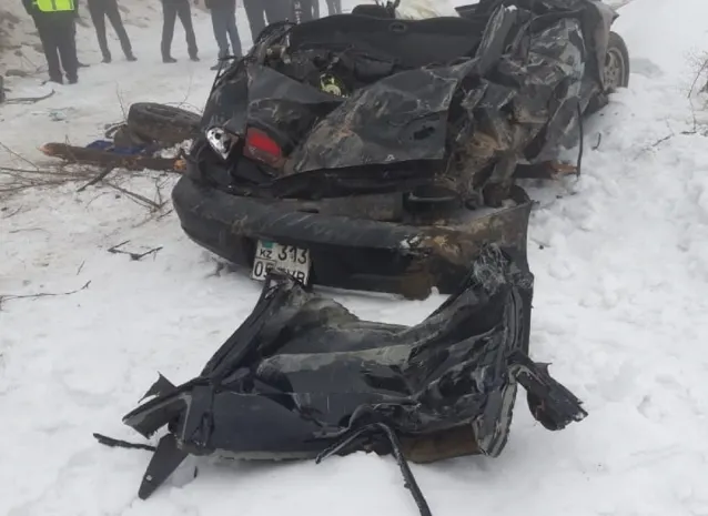 20-летний алматинец погиб в перевернувшейся машине