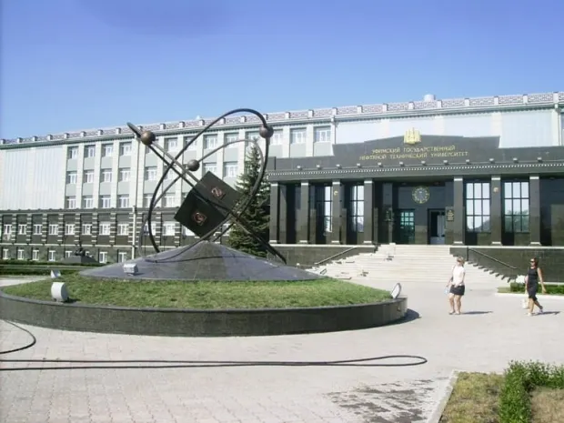 Гранты на обучение в Башкирии получили выпускники в Атырау