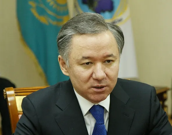 Спикер мажилиса упрекнул министра в поверхностной подготовке