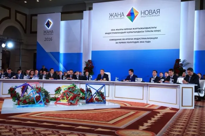 Н. Назарбаев: банкам надо дать заработать