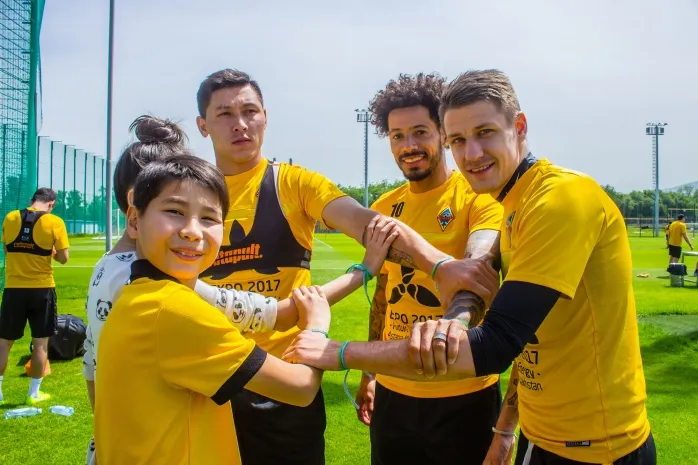 День футбола и дружбы прошел в Алматы. ФОТО