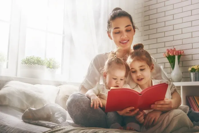 Проблемы матерей-одиночек подняли в парламенте Казахстана