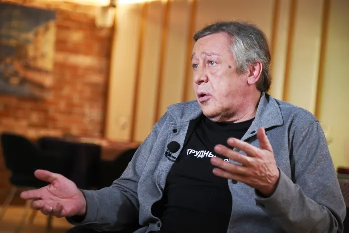 Актер Михаил Ефремов вышел из колонии по УДО