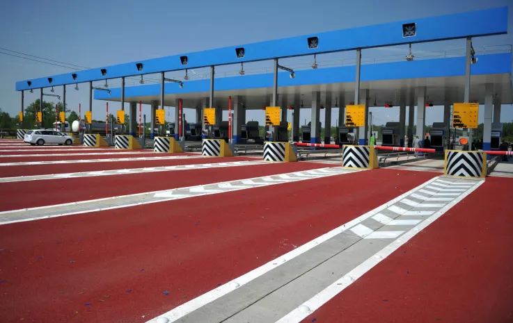 Семь платных участков дорог введут 23 ноября в Казахстане