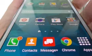 Металлический Galaxy Alpha покажут 4 августа