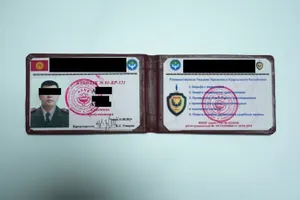 На 40 миллионов сомов обманул предпринимателей лжесотрудник ГКНБ в Кыргызстане