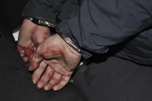 Полиция Алматы задержала мужчину, избившего водителя автобуса