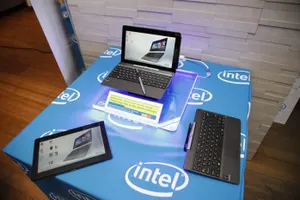 Intel и ASUS представили казахстанцам новое устройство 2 в 1