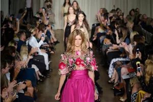 Показ Marchesa на Неделе моды в Лондоне