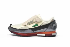 Новые модели кроссовок пополнили коллекцию adidas by Raf Simons