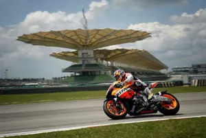 MotoGP: В ожидании предпоследнего этапа