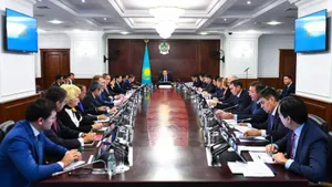 Бакытжан Сагинтаев провел встречу с руководителями банков второго уровня