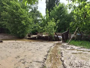 Улицы двух районов Алматы подтопило (ФОТО)