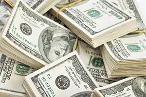 Тенге набирает обороты, доллар дешевеет